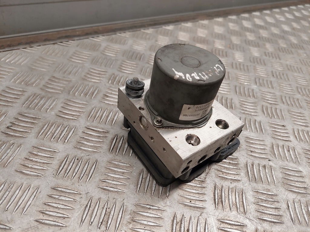 фото №6, Chevrolet camaro 2016 насос abs