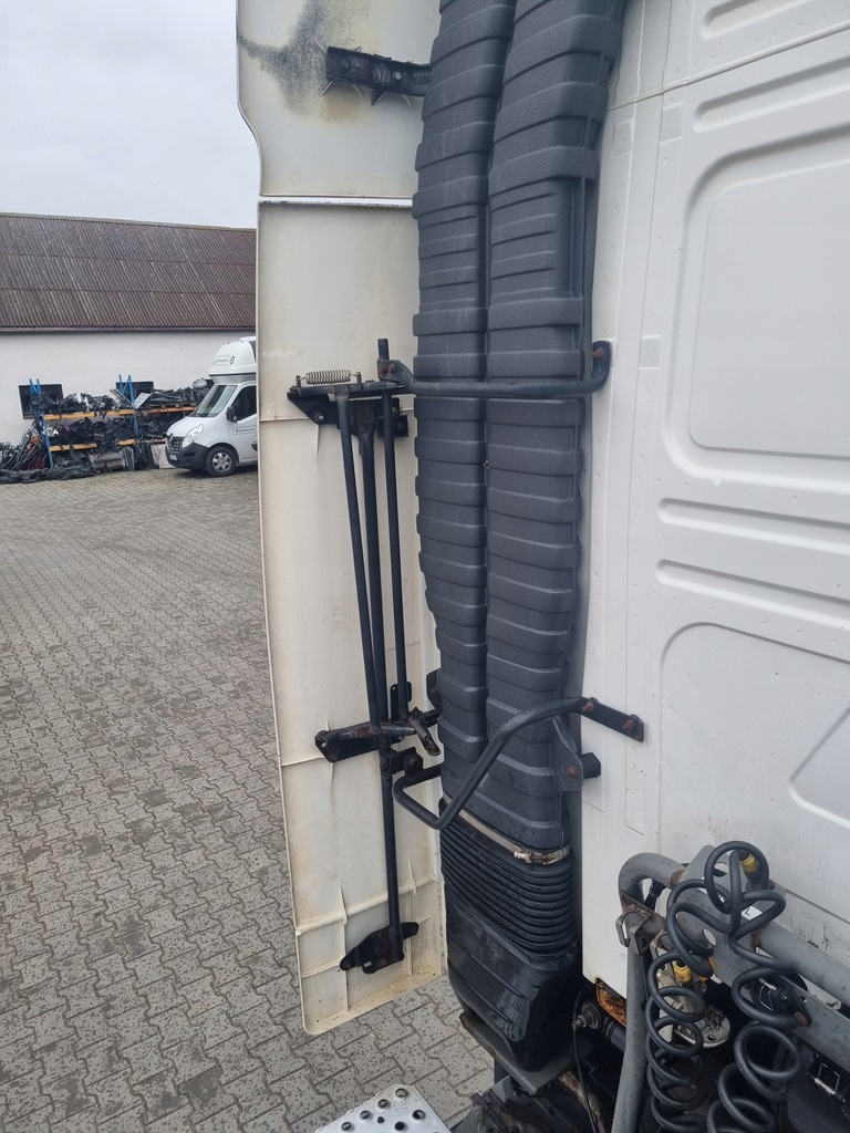 фото №5, Спойлеры ветровики кабины комплект volvo fh 12 13 xl оригинал