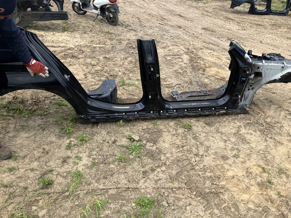 фото №1, Порог блок двигателя средний bmw 5 f10 668