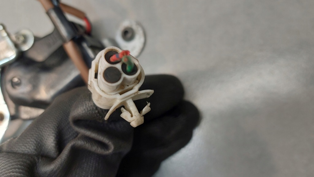 фото №6, Замок дверь правый перед suzuki wagon r+1.0