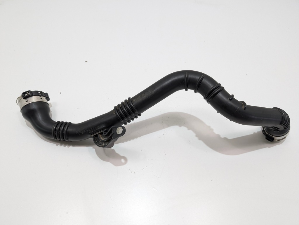 Renault megane iv труба шланг воздуха 1.5 dci 144602443r в Украине