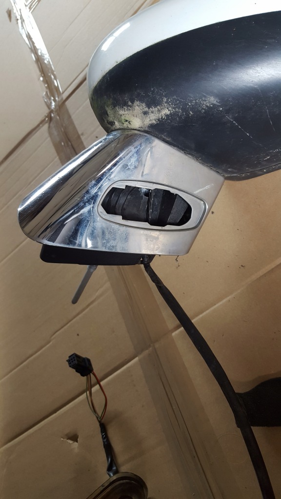 фото №3, Citroen ds3 2010 rok зеркало левая 5 pin uk