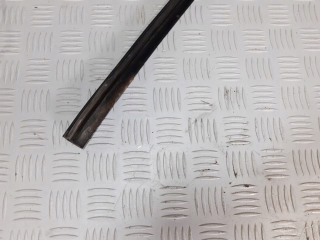 фото №4, Ford c-max lift прокладка дверная задняя правый