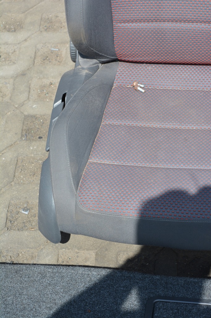 фото №11, Vw golf v gt sport 3d сиденья заднее сиденье