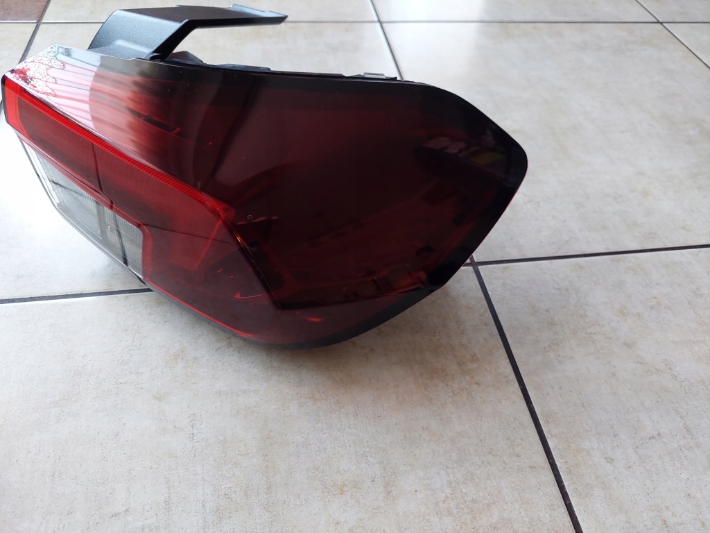 фото №3, Opel оригинальный номер 9829317280 лампа задняя