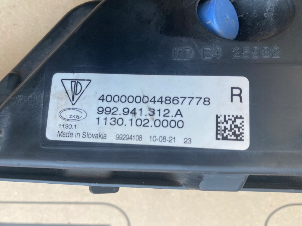 Porsche 911 carrera фонарь  правое drl led 992941312a Оригинал
