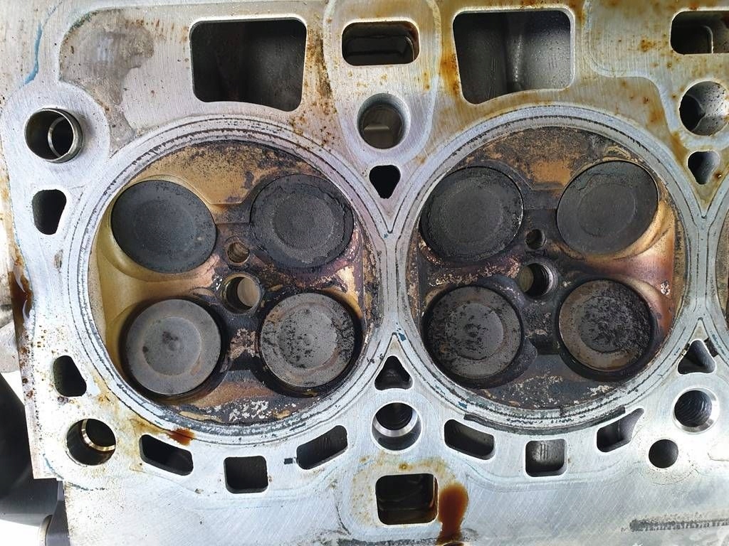 Mini cooper s countryman f60 19r 2.0t b48a20a головка двигателя валы клапаны в Украине