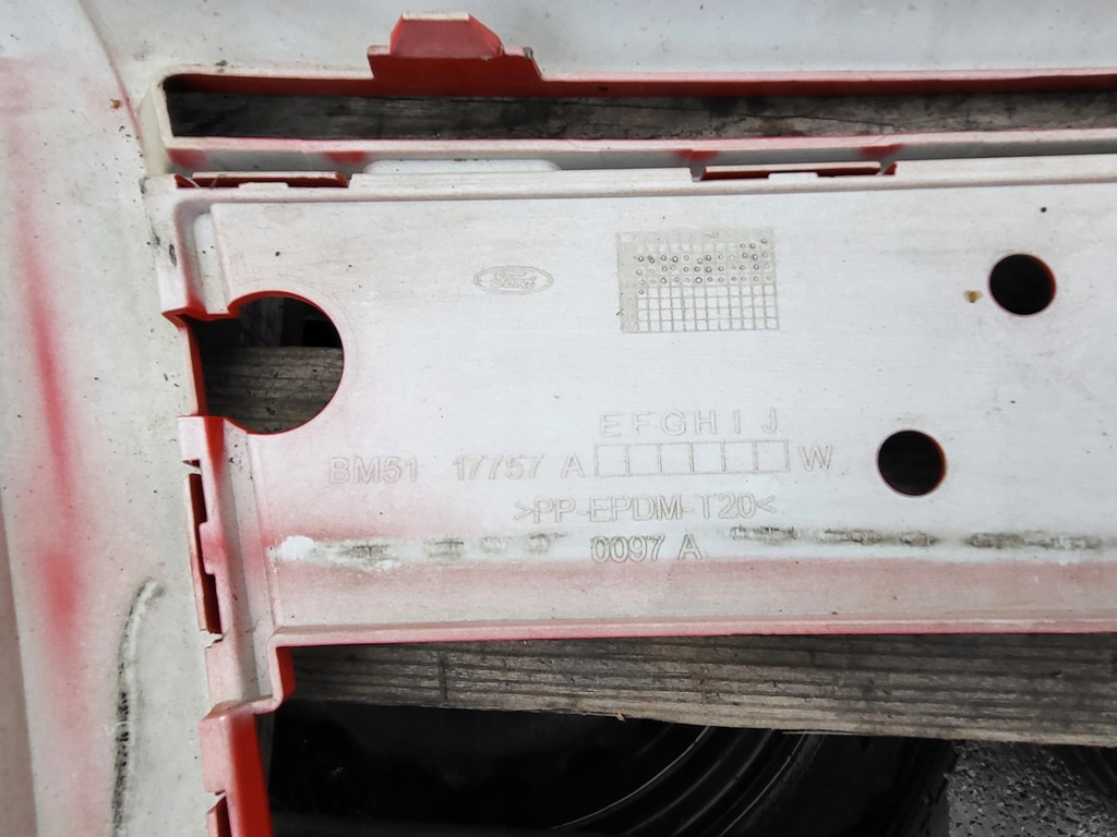 фото №12, Бампер передний перед ford focus 3 iii mk3 красный оригинальный номер