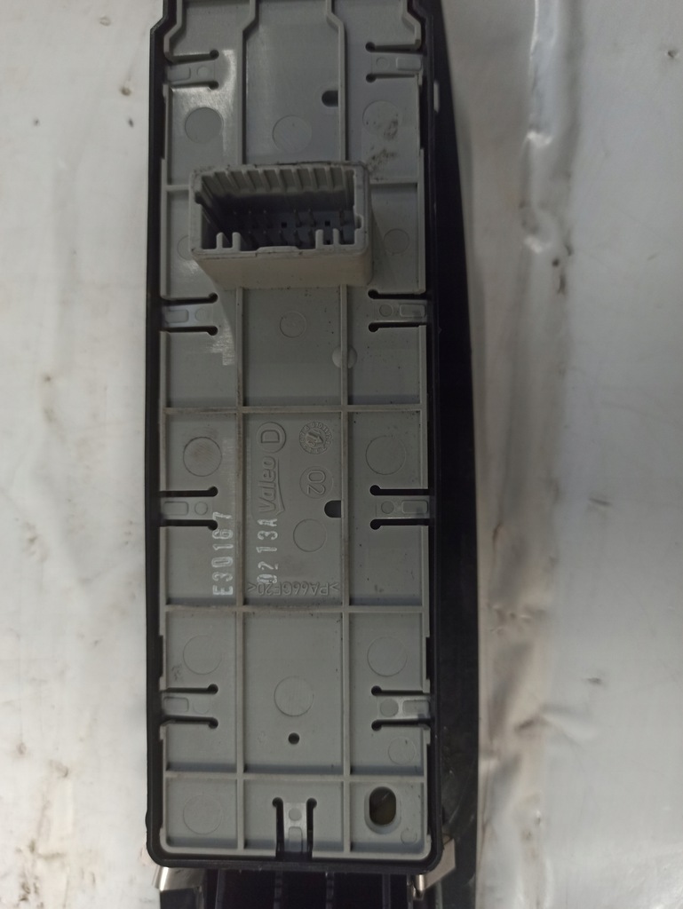 фото №9, Renault scenic iii lift перемикач вікон дзеркал лівий перед e30167