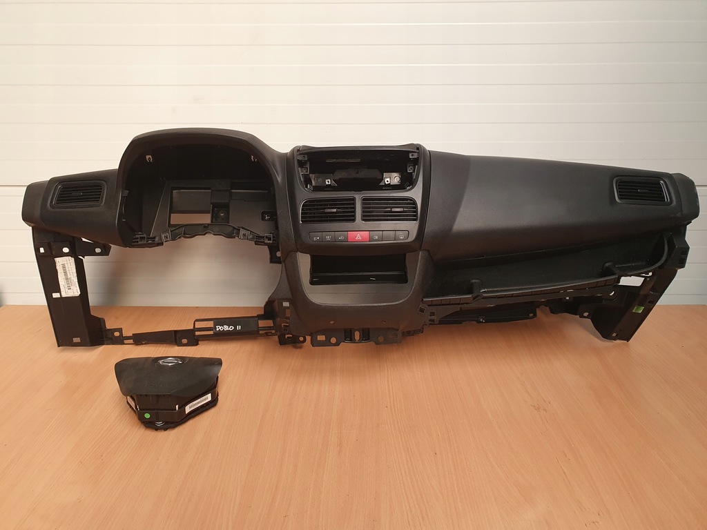 фото №1, Консоль панель приладів подушка подушка безпеки opel combo d doblo 2