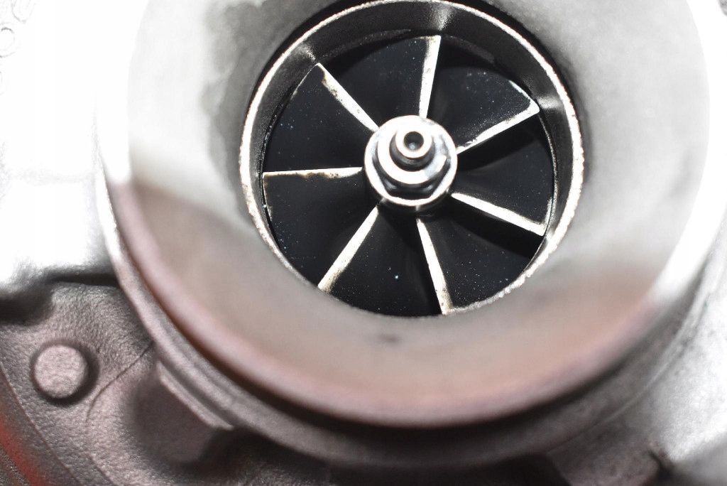 Турбонагнітач турбіна 18621015063 volvo xc90 2 2 2.0 d5 235 km 14-20 в Україні