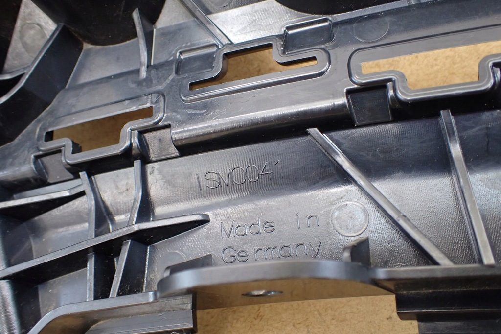 фото №10, Mercedes glb x247 2019- напрямна кронштейн бампера лівий задня a2478850800 lh