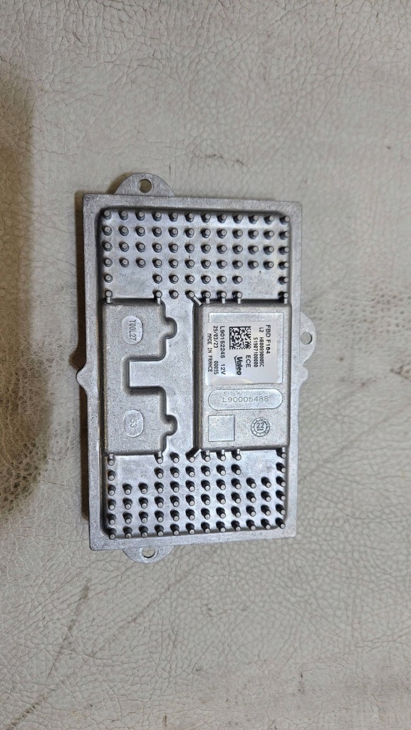 Купити Блок запалювання модуль фари ferrari portofino f164 l90152245