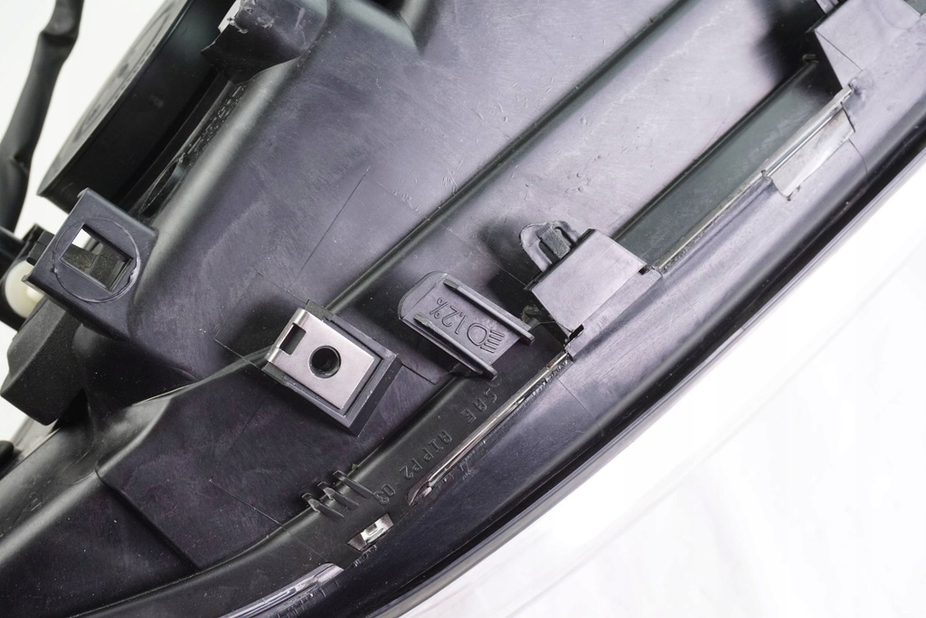 фото №10, Лампа ксенон передня права volvo s60 30784249