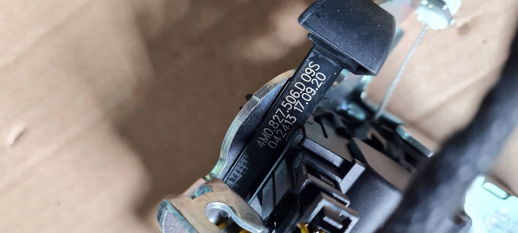 фото №8, Rs5 8w lift s5 a5 замок кришки багажника доводчик sportback 4m0827506d