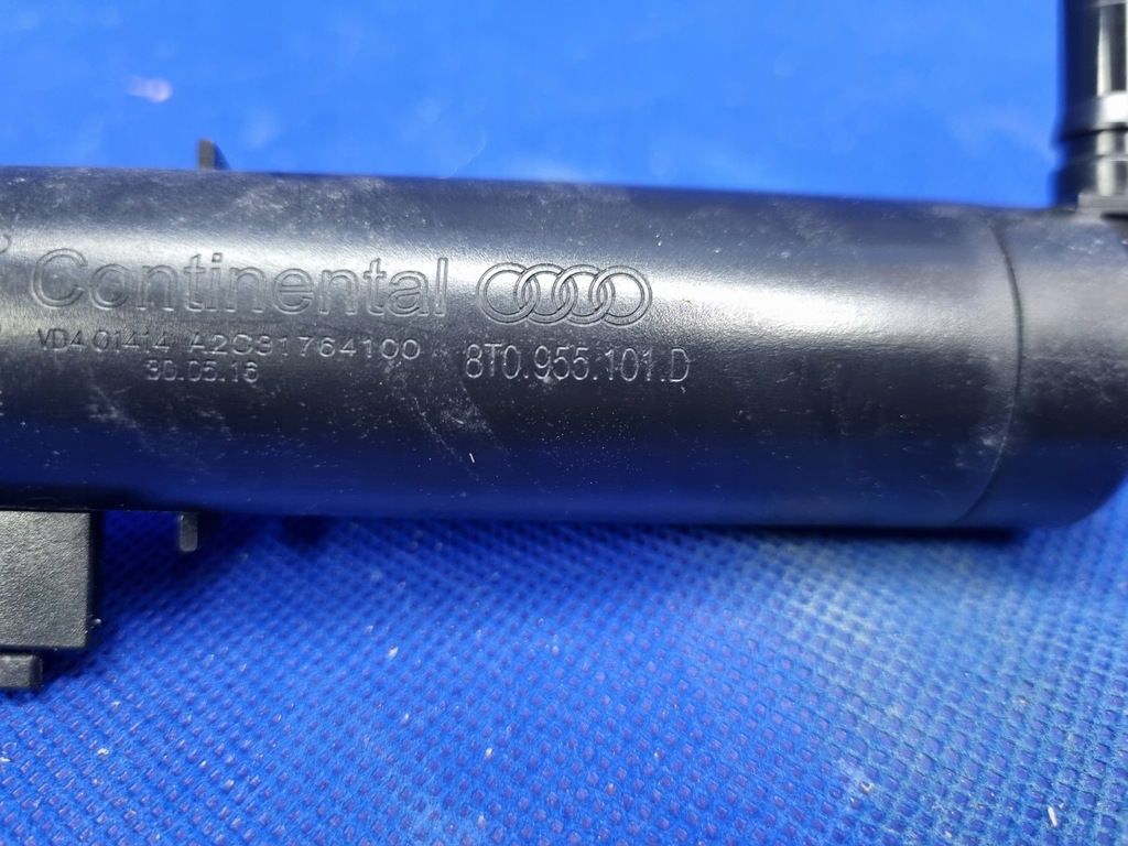 фото №8, Audi a5 8t левый spyskiwacz лампы передней оригинал 8t0955101d