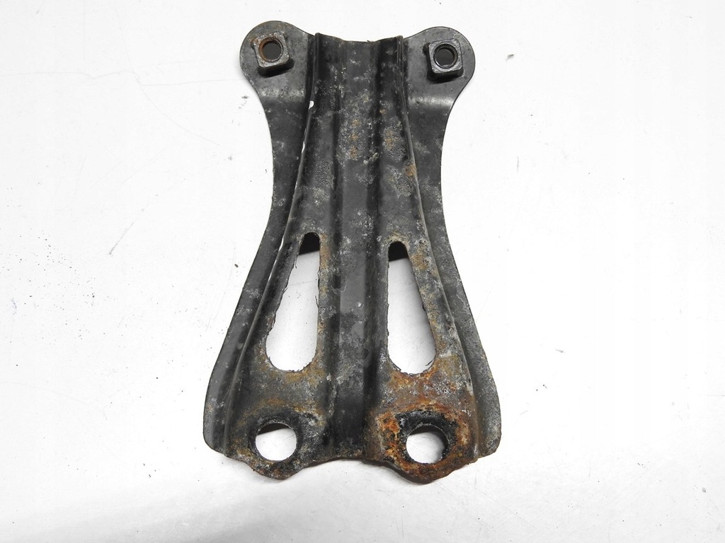 фото №5, Toyota auris i 5d 06-09 основание кронштейн аккумулятор комплект