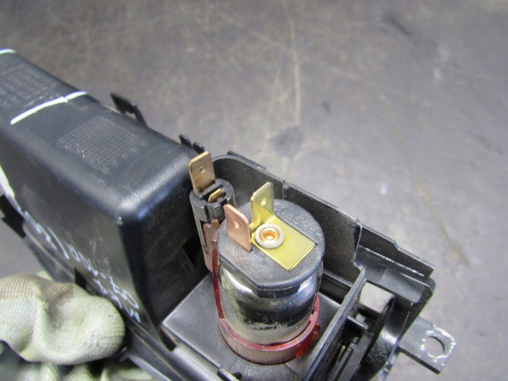 Попільничка ford mondeo mk4 07-10r 8m21u04788 Зі Шроту