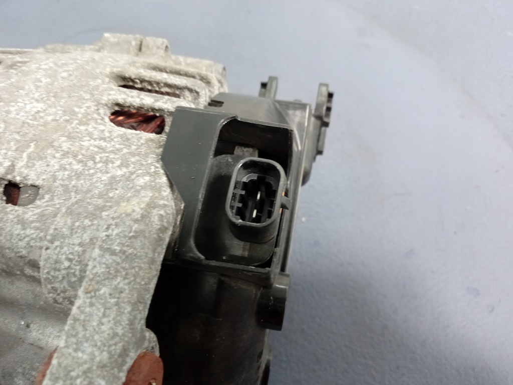 Opel insignia b 2.0 cdti генератор 170a 39218015 Киев