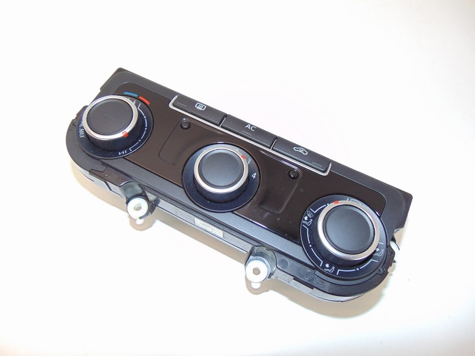 фото №1, Панель обдув кондиционера 5p0907044m seat leon ii