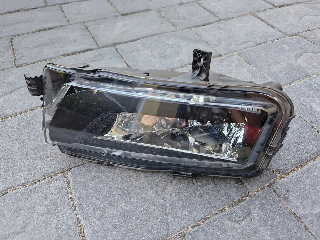 фото №1, Vw crafter ii правый противотуманная фара оригинал