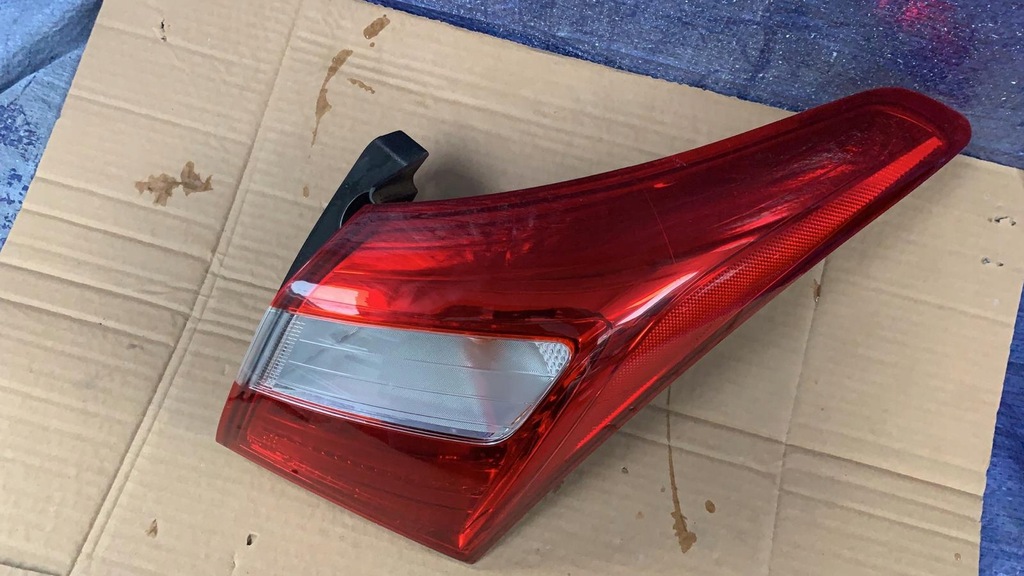 фото №2, Hyundai i30 2012- hb лампа задняя правая