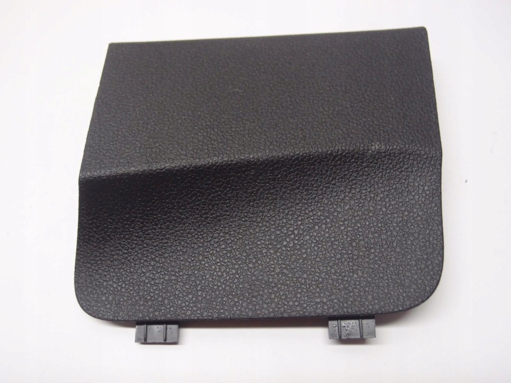 фото №1, Заглушка кришки багажника vw touran 5ta867656