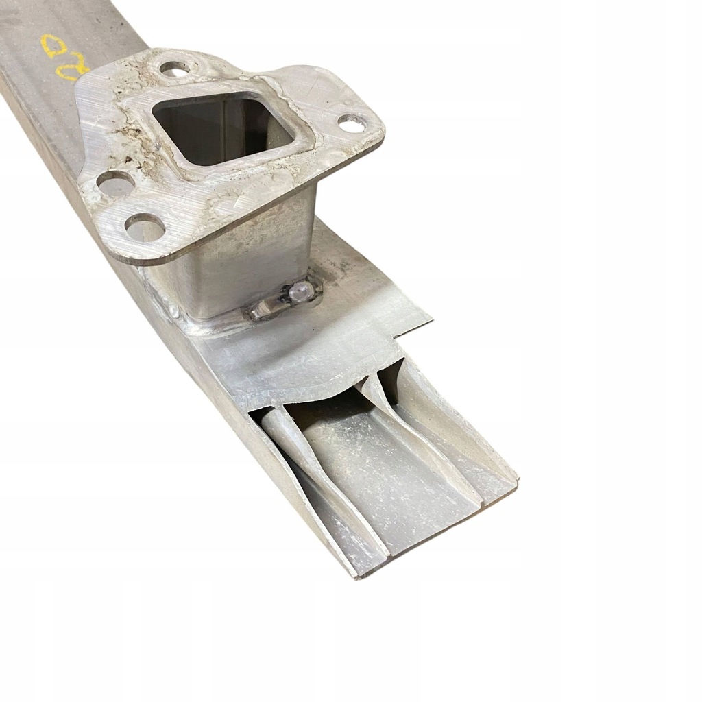 фото №9, Chevrolet camaro 2021 поперечина бампера заднього