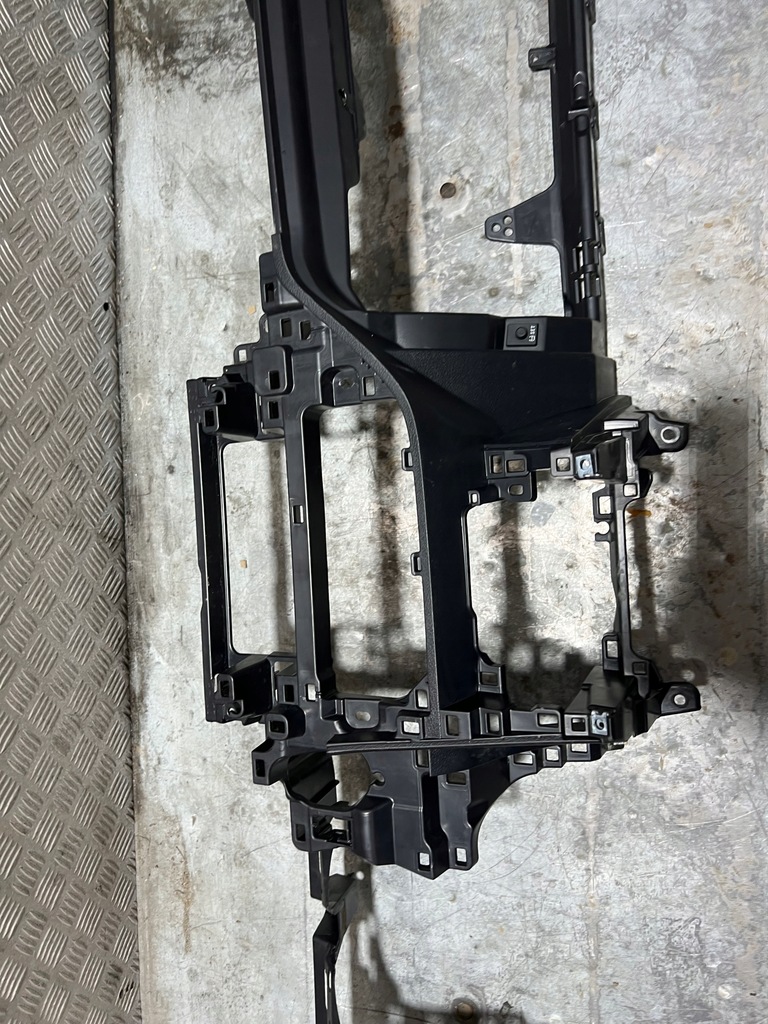 фото №5, Toyota auris ii e18 12-18 каркас панели dół консоли бардачка