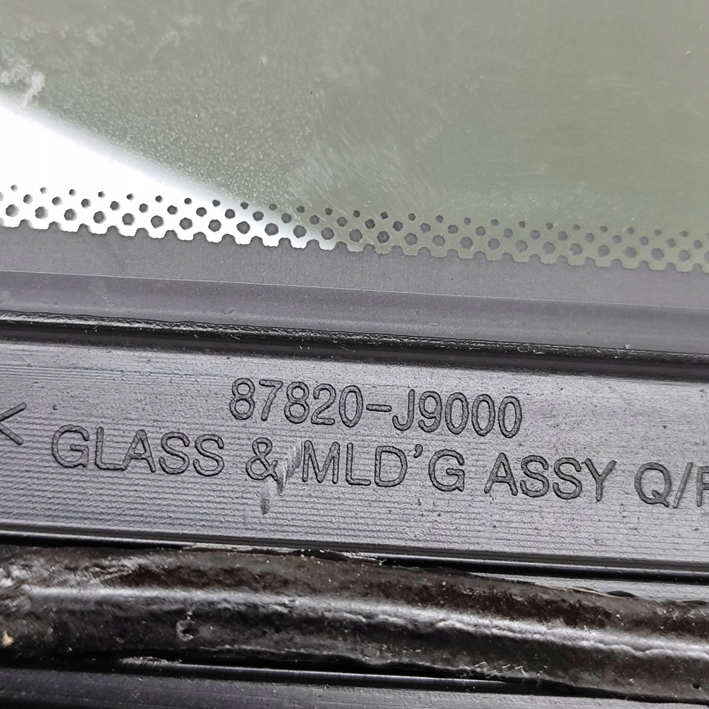 фото №8, Hyundai kona i 2022 правая сторона стекло кузовная задняя