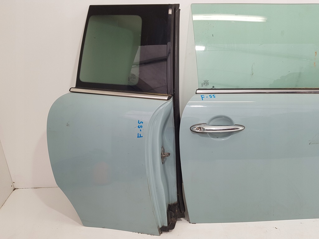 фото №3, Mini clubman r55 дверь правое задняя задние