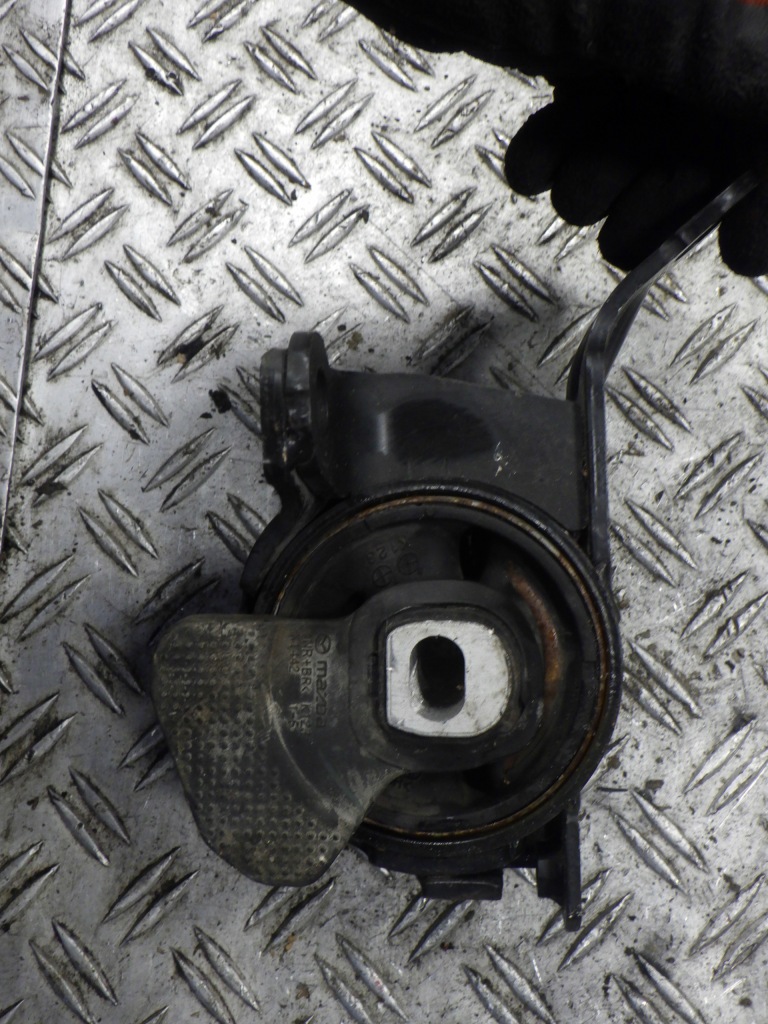 фото №8, Mazda cx5 2.0b кронштейн подушка двигуна k1442