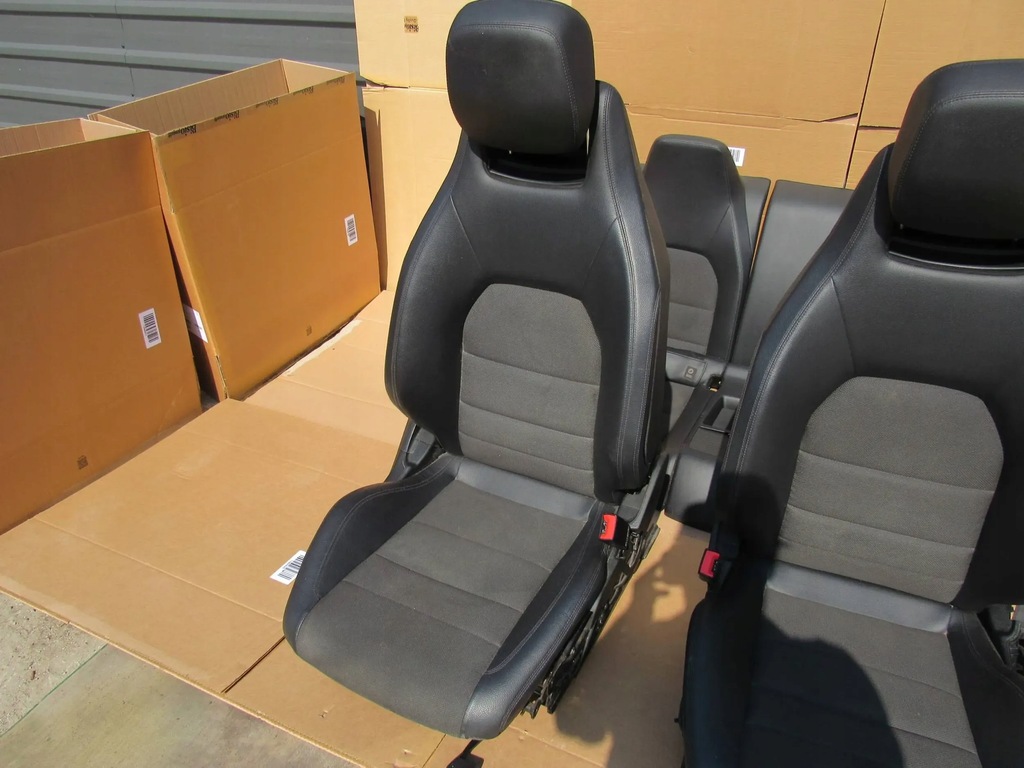 фото №9, Mercedes c w204 204 coupe сиденье сиденья заднее сиденье комплект полукожа