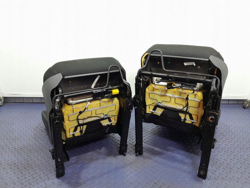 фото №12, Renault clio iv hb 5d сиденья заднее сиденье комплект