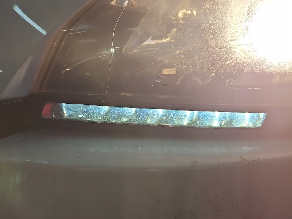 фото №1, Свет движение dziennej левая renault megane iii 3 266051882r led drl