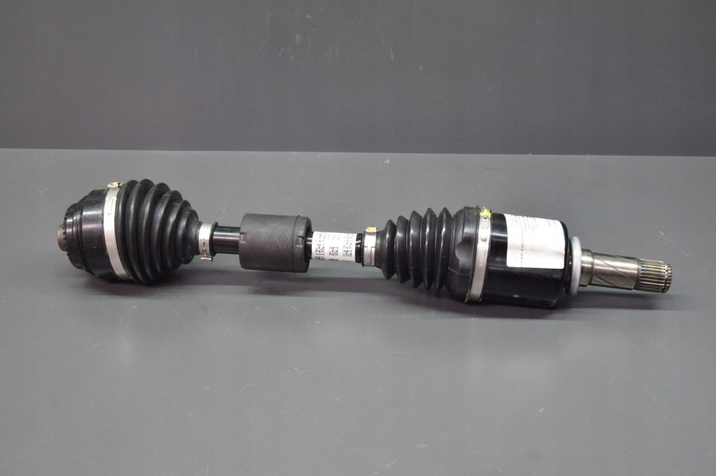 фото №1, Приводной вал левая перед bmw x1 u11 x2 u10 5a52fd3 880km