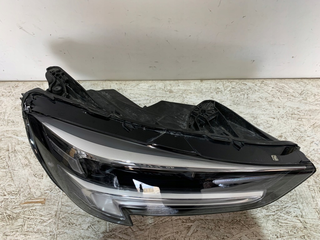 Лампа правый  full led opel insignia b рестайлинг  идеальное состояние 21- Доставка