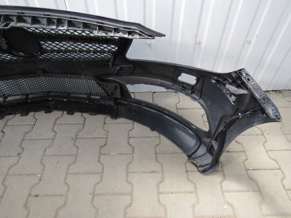 Бампер перед mercedes a-klasa w176 amg 12-15 Доставка