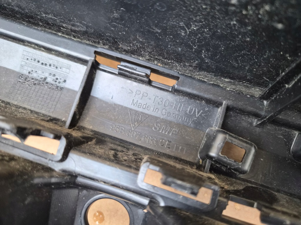 Решётка бампера передний porsche macan 95b ii lift оригинал хороший состояние Доставка