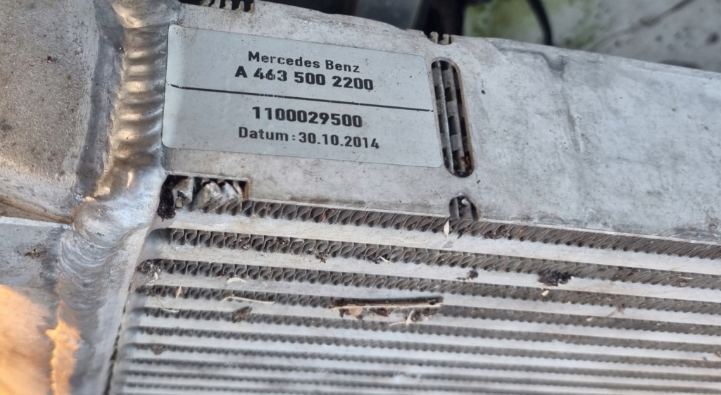 Інтеркулер mercedes g klasa w463 a4635002200 оригінал Зі Шроту