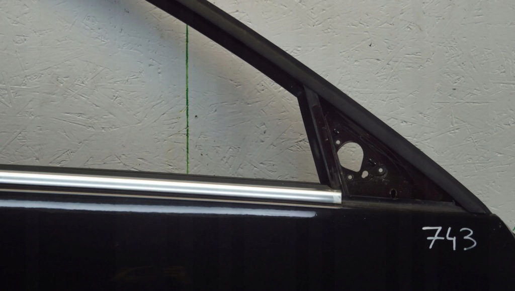 фото №3, Mercedes w212 дверь правое перед c197