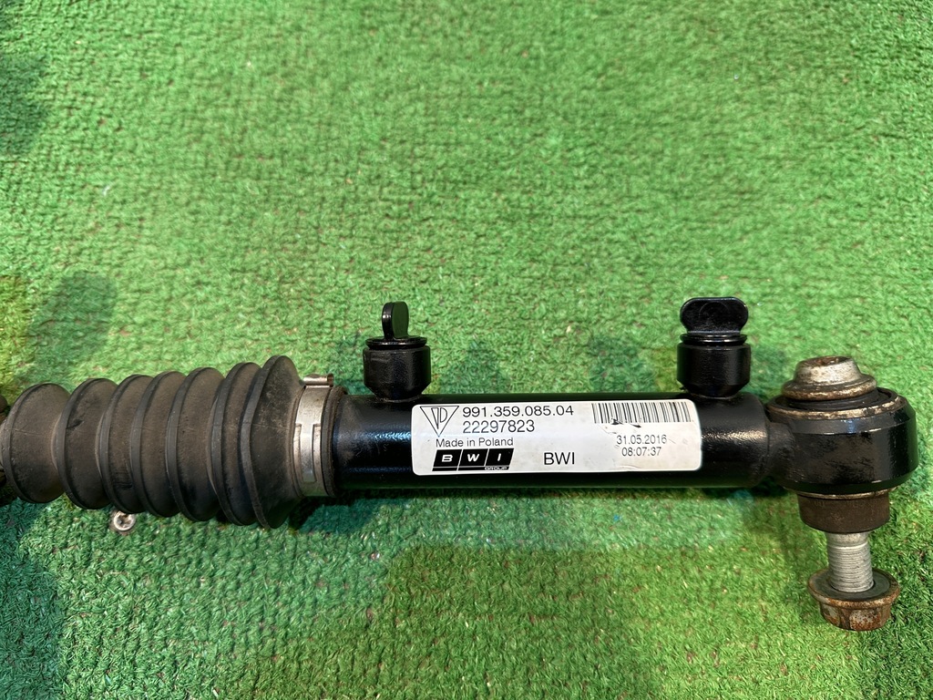 фото №12, Porsche 911 991 gts turbo s поворотный кулак рычаг приводной вал амортизатор правый задняя