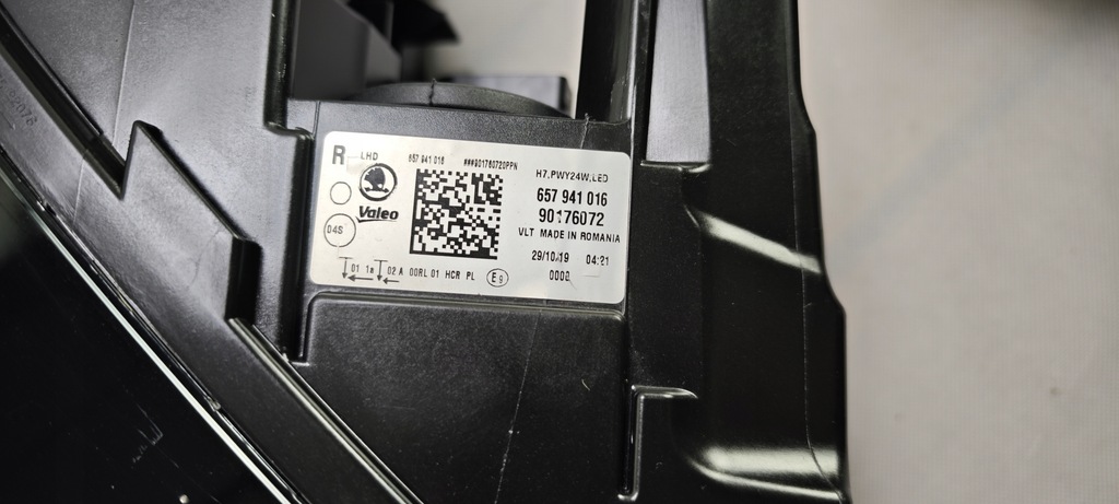 фото №7, Skoda scala фара led левый правый лампа левая правая 657