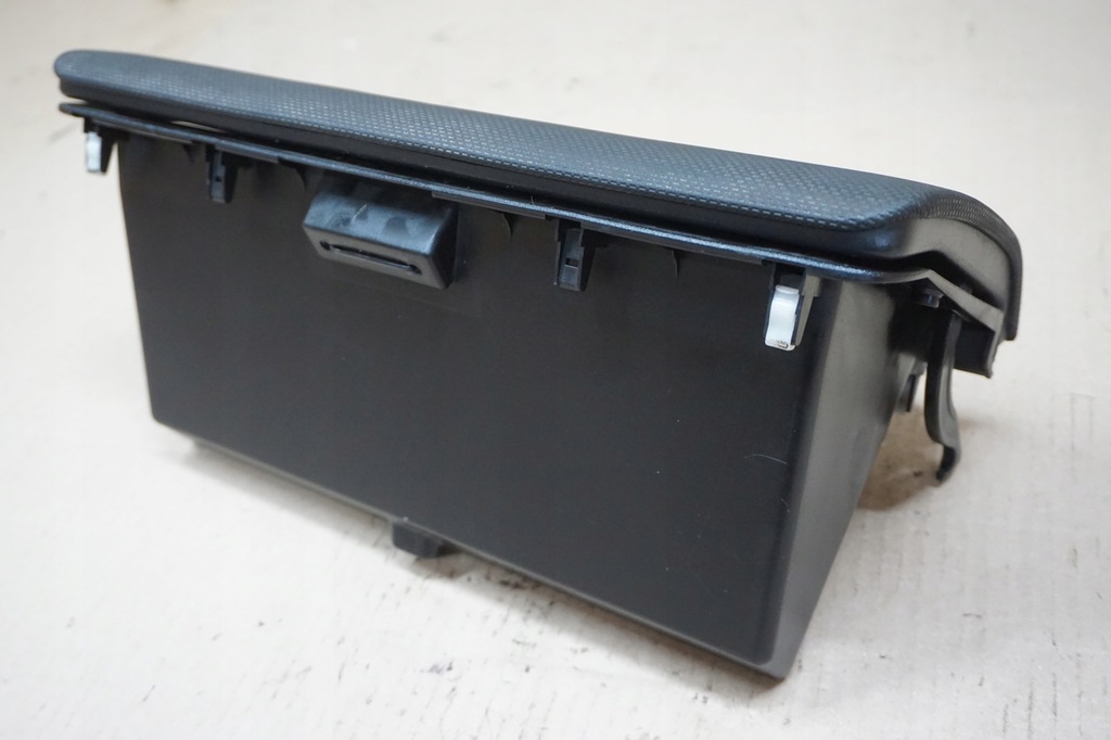 фото №8, Mitsubishi pajero iii бардачок полиця з панелі 00-06r