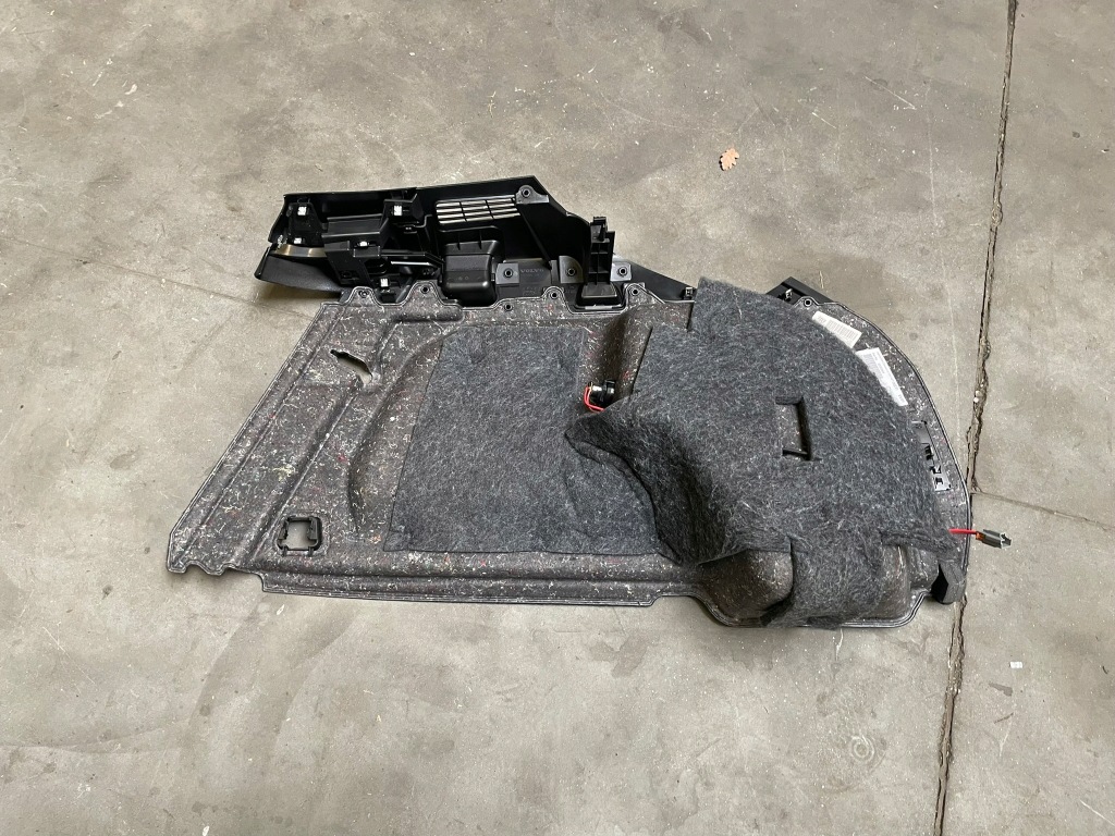 фото №5, Volvo xc60 ii обшивка обивка багажника левый 32353994