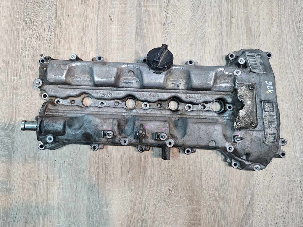 фото №1, Toyota verso avensis t27 09-14 d4d крышка клапанов 1ad 2ad