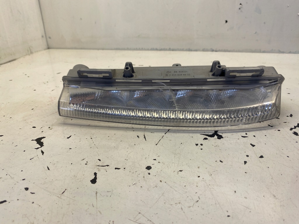 фото №1, Mercedes w204 противотуманная фара led drl a2049068900