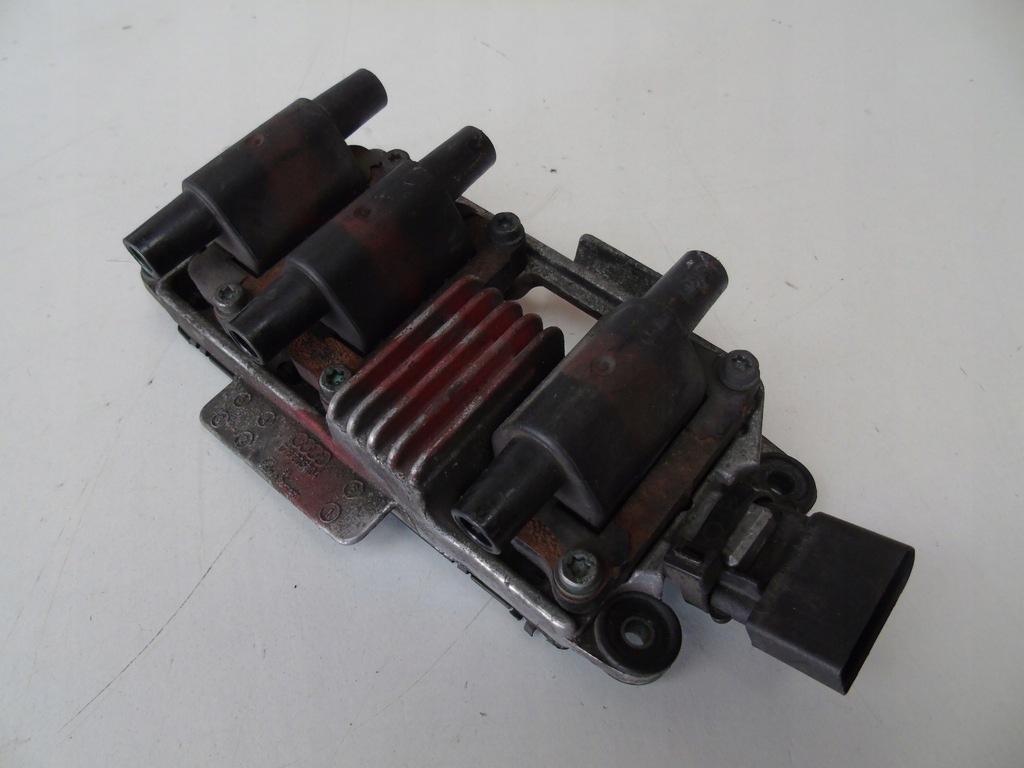 фото №1, Катушка audi a6 c5 2.4 v6