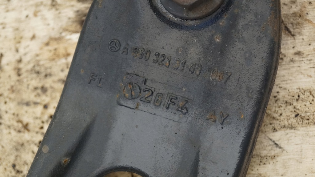 фото №3, Отбойник mercedes actros mp4