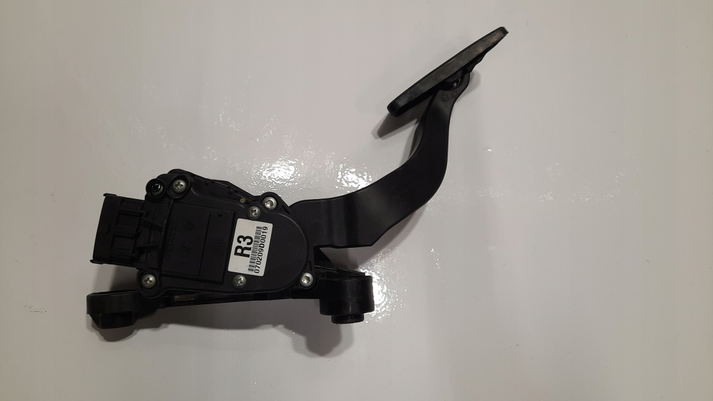 фото №1, Kia sportage ii 2.0 crdi потенціометр газу 32700-1fxxx